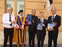 12 DSC01423 web